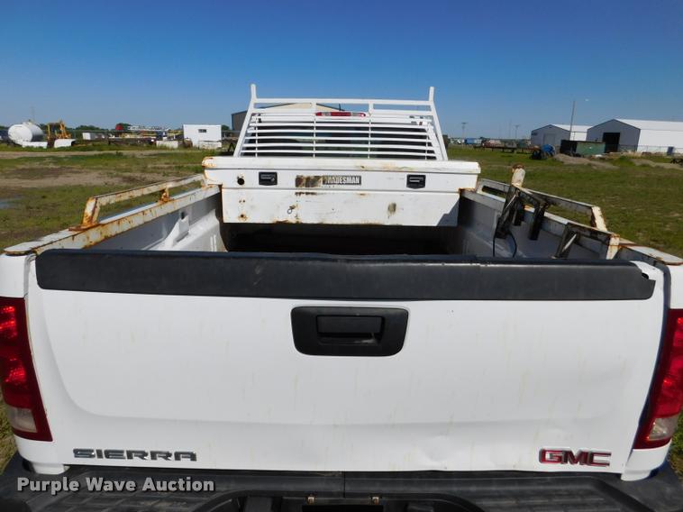 image for item DB9495 2009 GMC Sierra 2500HD pickup truck