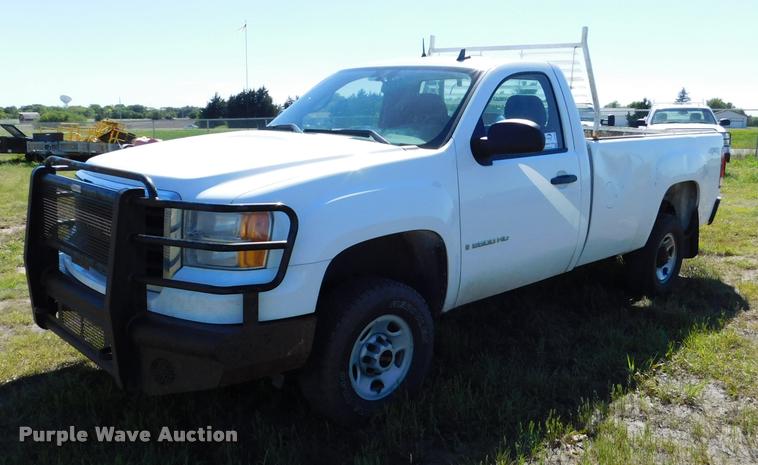 image for item DB9496 2009 GMC Sierra 2500HD pickup truck