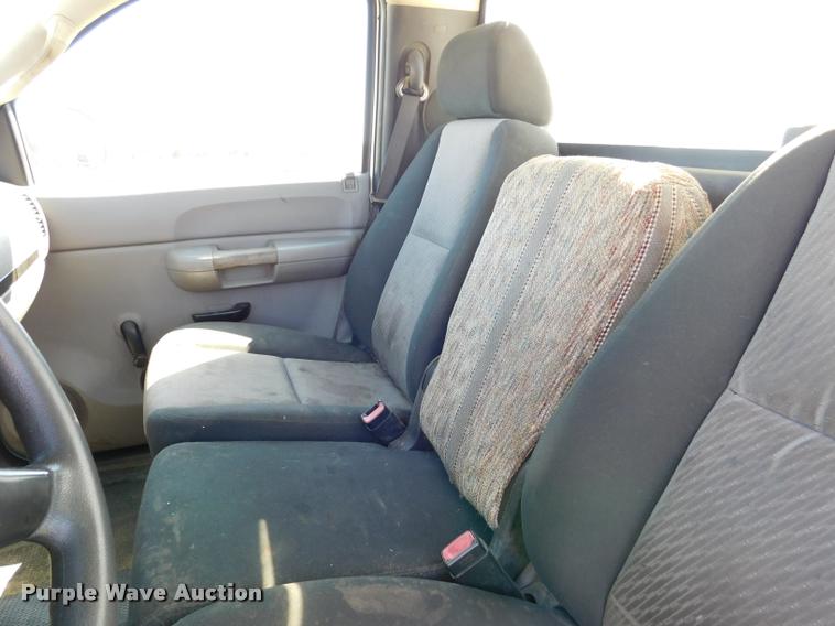 image for item DB9496 2009 GMC Sierra 2500HD pickup truck