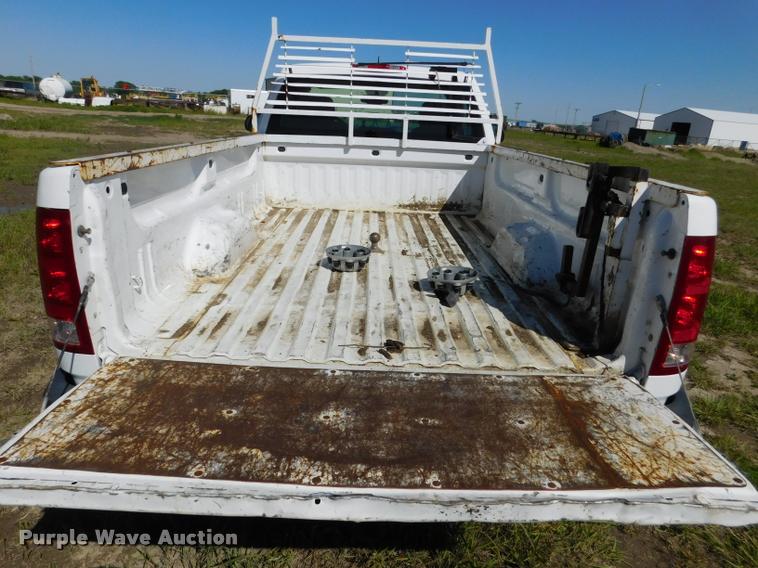 image for item DB9496 2009 GMC Sierra 2500HD pickup truck