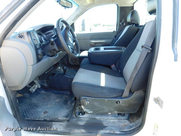 image for item DB9497 2008 Chevrolet Silverado 2500HD pickup truck