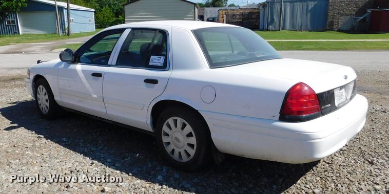 image for item DB9498 2009 Ford Crown Victoria Police Interceptor