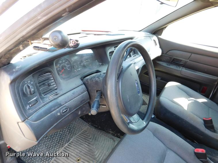 image for item DB9498 2009 Ford Crown Victoria Police Interceptor