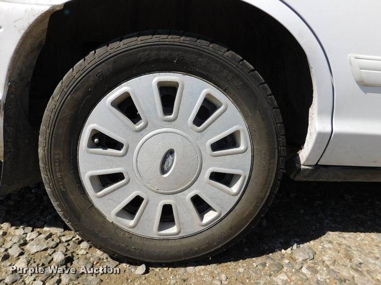 image for item DB9498 2009 Ford Crown Victoria Police Interceptor