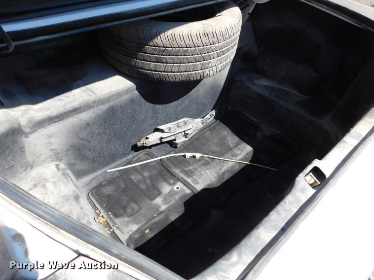 image for item DB9498 2009 Ford Crown Victoria Police Interceptor