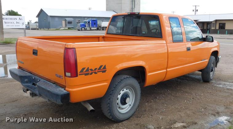 image for item DB9499 1998 GMC Sierra 1500 SL Ext. Cab pickup truck