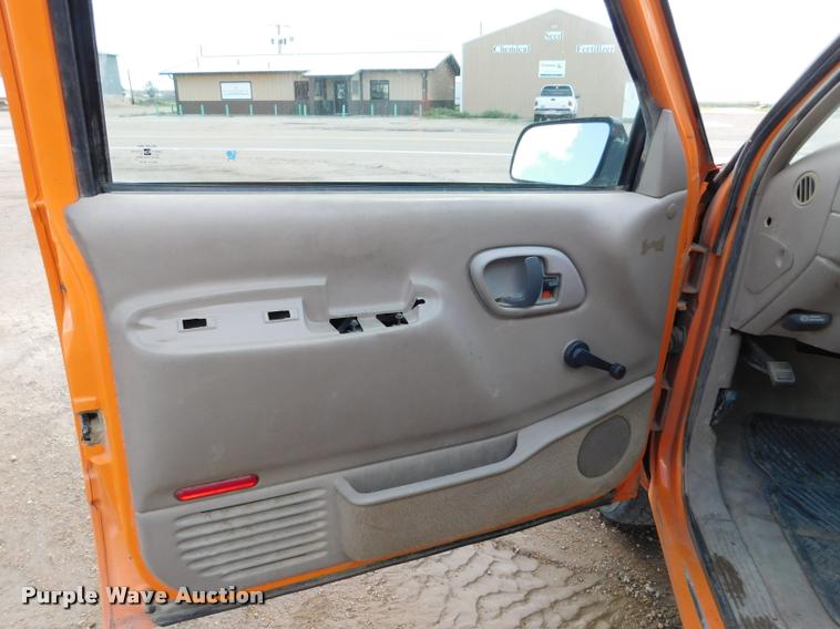 image for item DB9499 1998 GMC Sierra 1500 SL Ext. Cab pickup truck