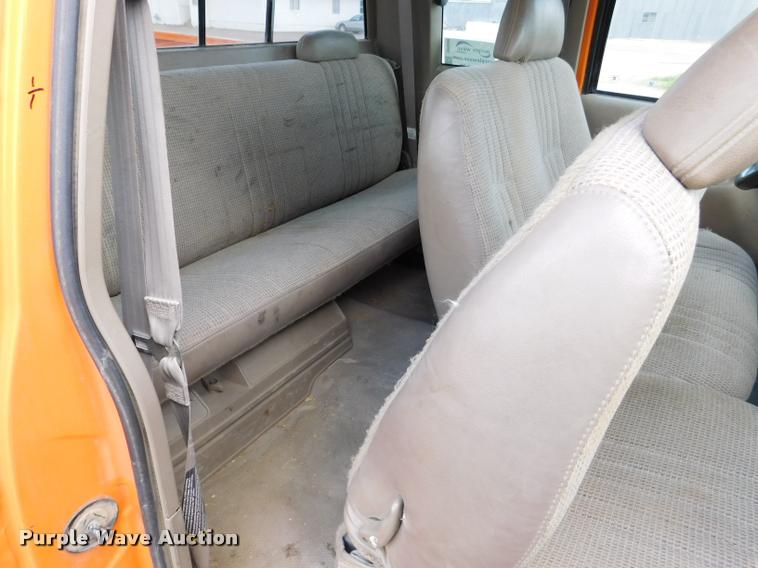 image for item DB9499 1998 GMC Sierra 1500 SL Ext. Cab pickup truck