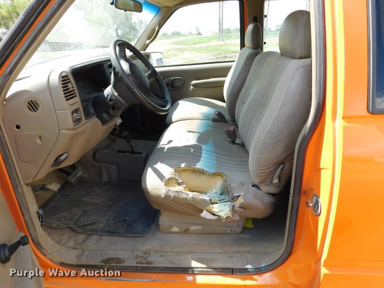 image for item DB9499 1998 GMC Sierra 1500 SL Ext. Cab pickup truck