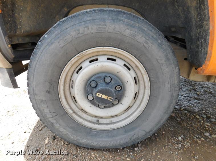 image for item DB9499 1998 GMC Sierra 1500 SL Ext. Cab pickup truck