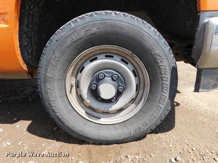 image for item DB9499 1998 GMC Sierra 1500 SL Ext. Cab pickup truck