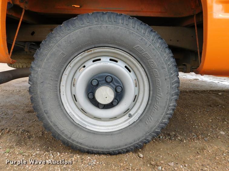 image for item DB9499 1998 GMC Sierra 1500 SL Ext. Cab pickup truck