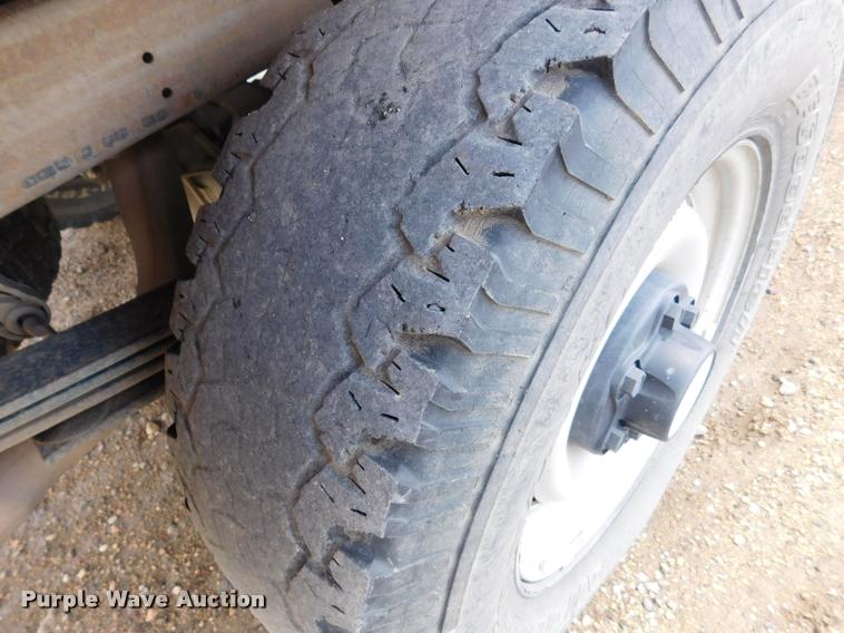 image for item DB9499 1998 GMC Sierra 1500 SL Ext. Cab pickup truck