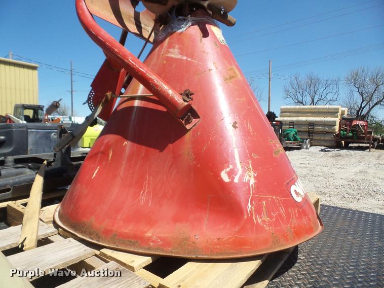 image for item DC9241 (2) spreaders