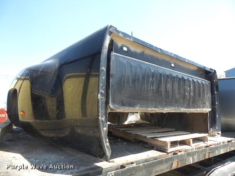 image for item DC9242 (2) Chevrolet Silverado 3500 pickup truck beds