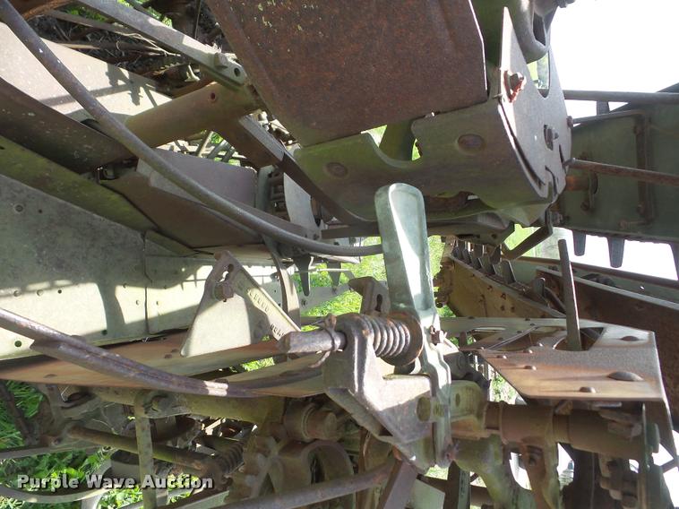 image for item DC9252 Corn binder