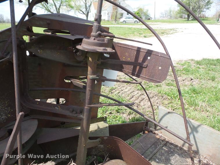 image for item DC9252 Corn binder