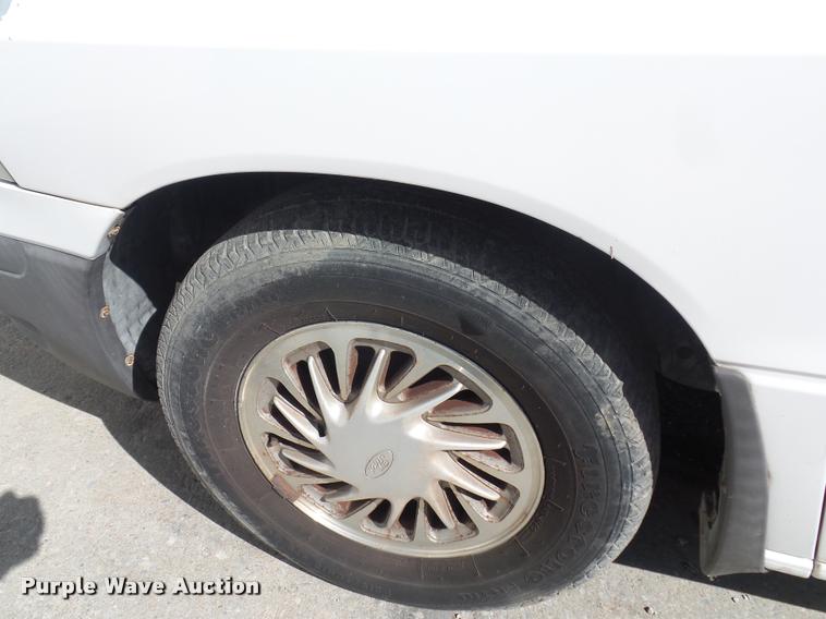 image for item DD9263 1999 Ford Windstar van