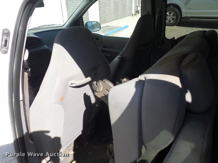 image for item DD9263 1999 Ford Windstar van