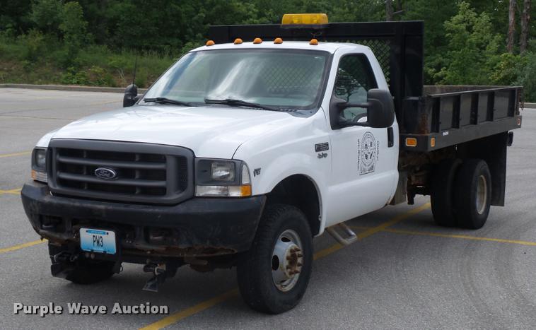 image for item DD9494 2002 Ford F350 Super Duty dump bed pickup truck