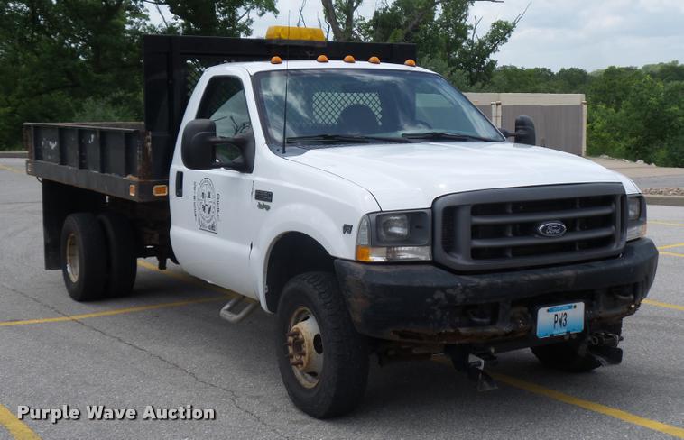 image for item DD9494 2002 Ford F350 Super Duty dump bed pickup truck