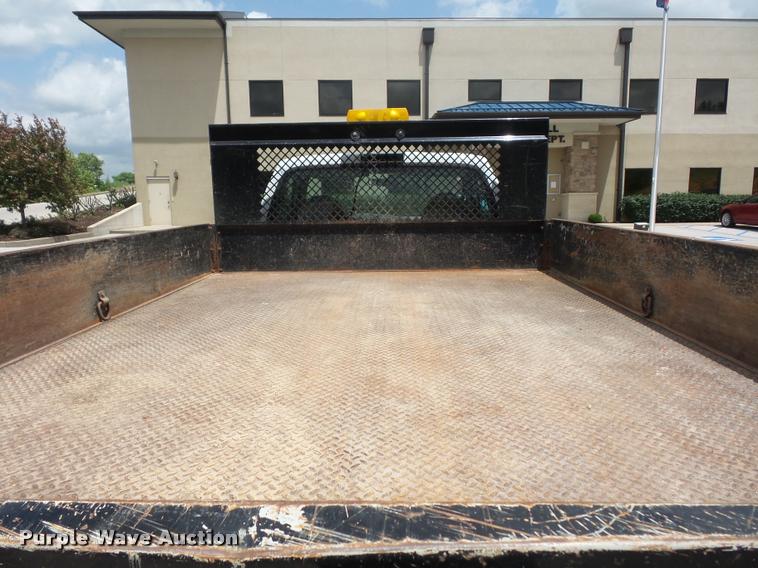 image for item DD9494 2002 Ford F350 Super Duty dump bed pickup truck
