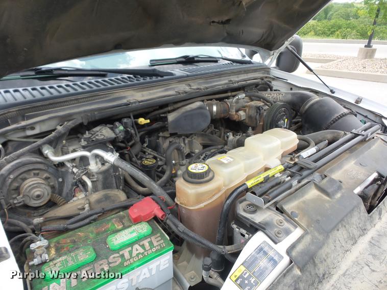 image for item DD9494 2002 Ford F350 Super Duty dump bed pickup truck