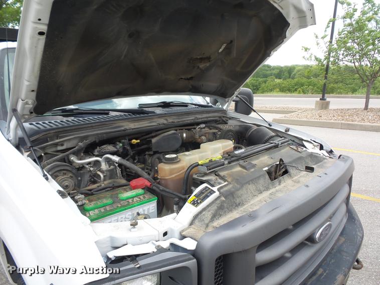 image for item DD9494 2002 Ford F350 Super Duty dump bed pickup truck