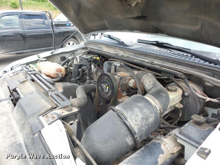 image for item DD9494 2002 Ford F350 Super Duty dump bed pickup truck