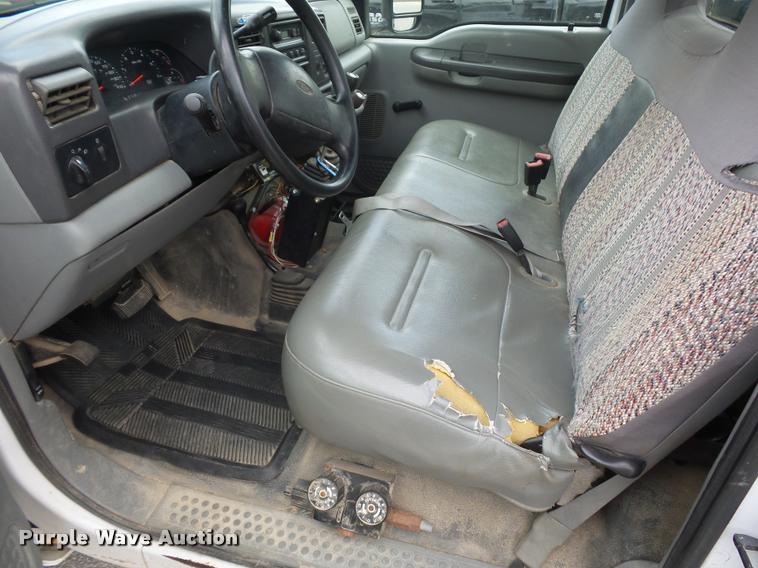 image for item DD9494 2002 Ford F350 Super Duty dump bed pickup truck