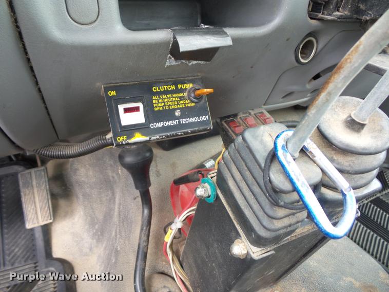 image for item DD9494 2002 Ford F350 Super Duty dump bed pickup truck