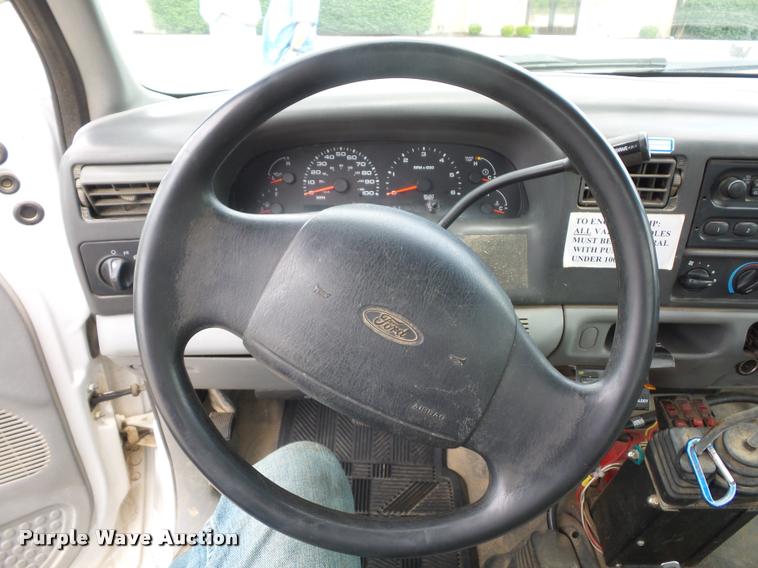 image for item DD9494 2002 Ford F350 Super Duty dump bed pickup truck