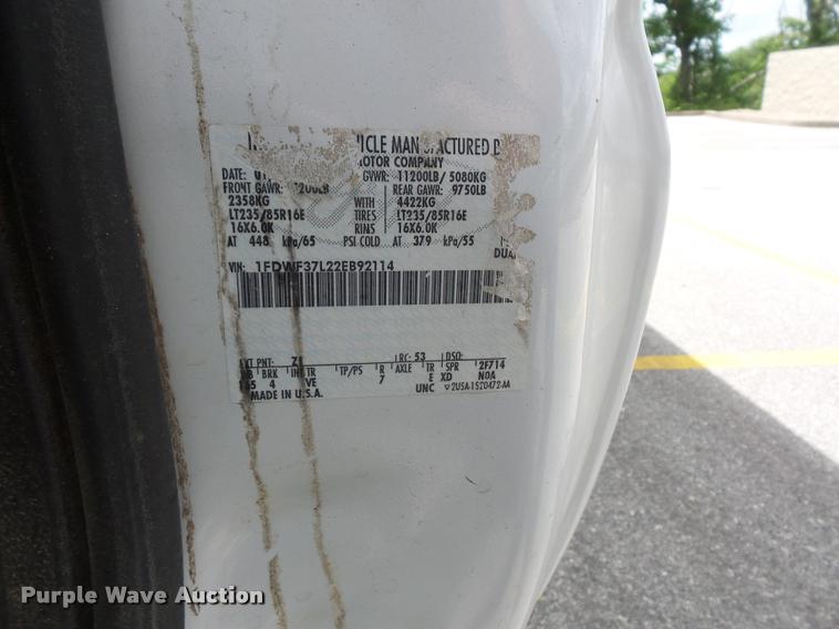 image for item DD9494 2002 Ford F350 Super Duty dump bed pickup truck