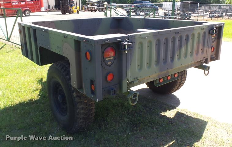 image for item DE9617 2013 U.S. Military M-1102 utility trailer