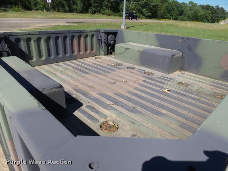 image for item DE9617 2013 U.S. Military M-1102 utility trailer