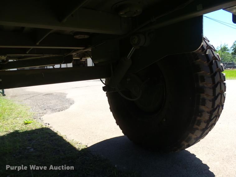 image for item DE9617 2013 U.S. Military M-1102 utility trailer