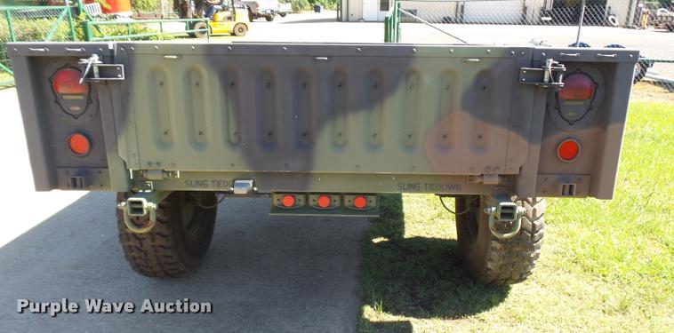 image for item DE9618 2013 U.S. Military M-1102 utility trailer