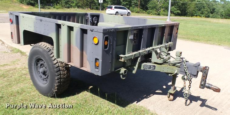 image for item DE9618 2013 U.S. Military M-1102 utility trailer