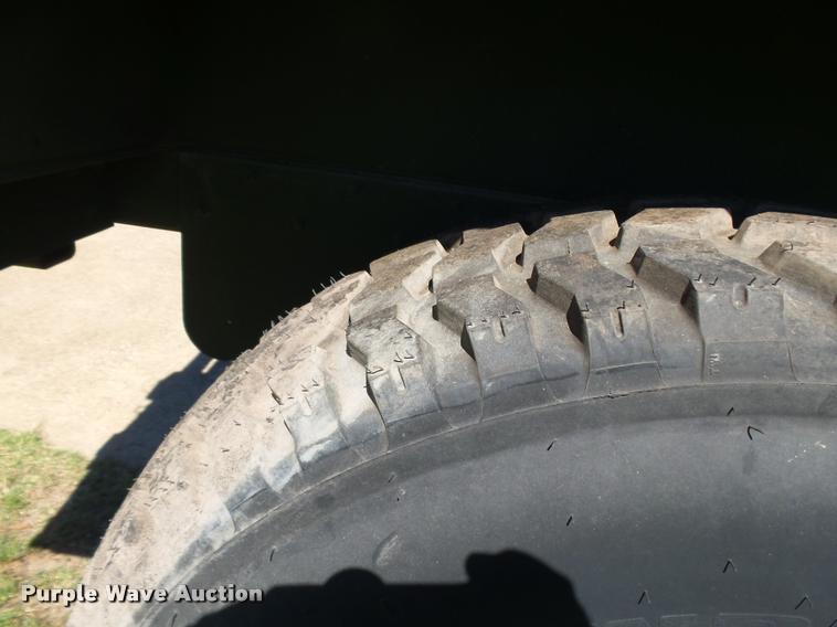 image for item DE9618 2013 U.S. Military M-1102 utility trailer