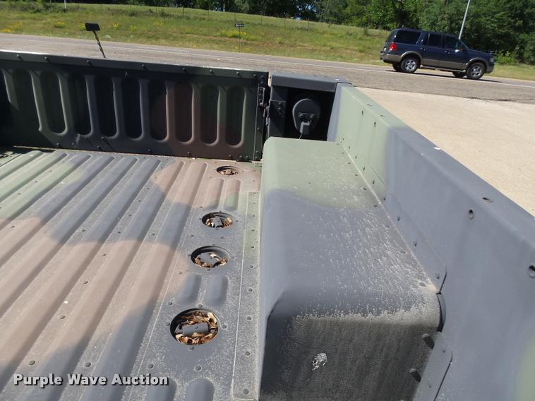 image for item DE9618 2013 U.S. Military M-1102 utility trailer
