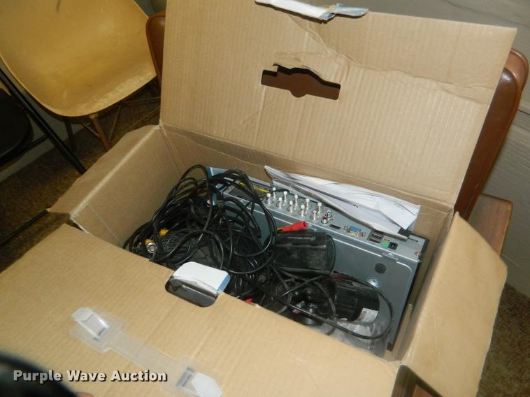 image for item DE9751 Security system