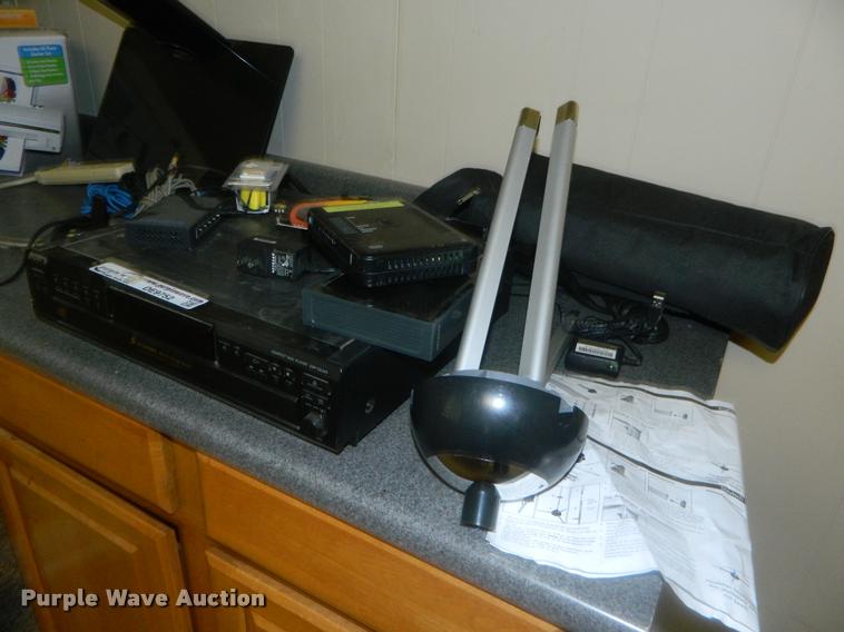 image for item DE9752 Electronics