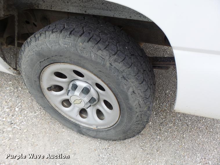 image for item DF9261 2006 Chevrolet Silverado 1500 Ext. Cab pickup truck