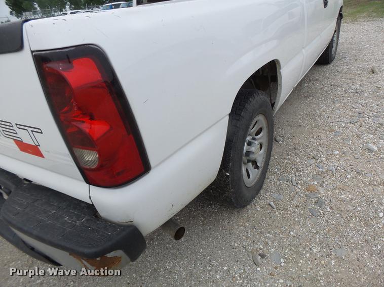 image for item DF9261 2006 Chevrolet Silverado 1500 Ext. Cab pickup truck