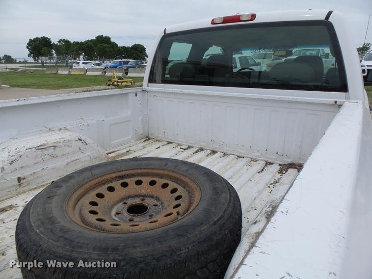 image for item DF9261 2006 Chevrolet Silverado 1500 Ext. Cab pickup truck