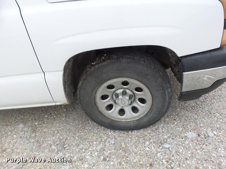 image for item DF9261 2006 Chevrolet Silverado 1500 Ext. Cab pickup truck