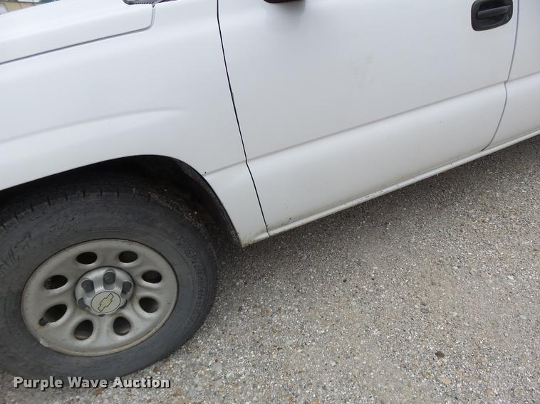 image for item DF9261 2006 Chevrolet Silverado 1500 Ext. Cab pickup truck