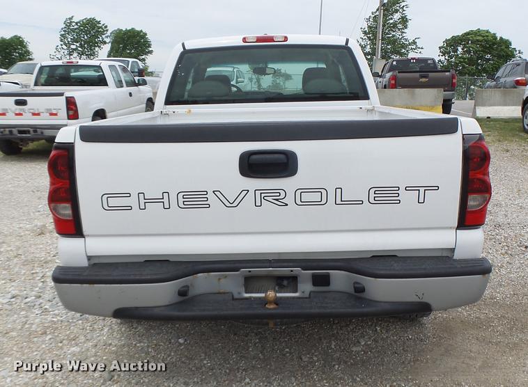 image for item DF9262 2006 Chevrolet Silverado 1500 Ext. Cab pickup truck