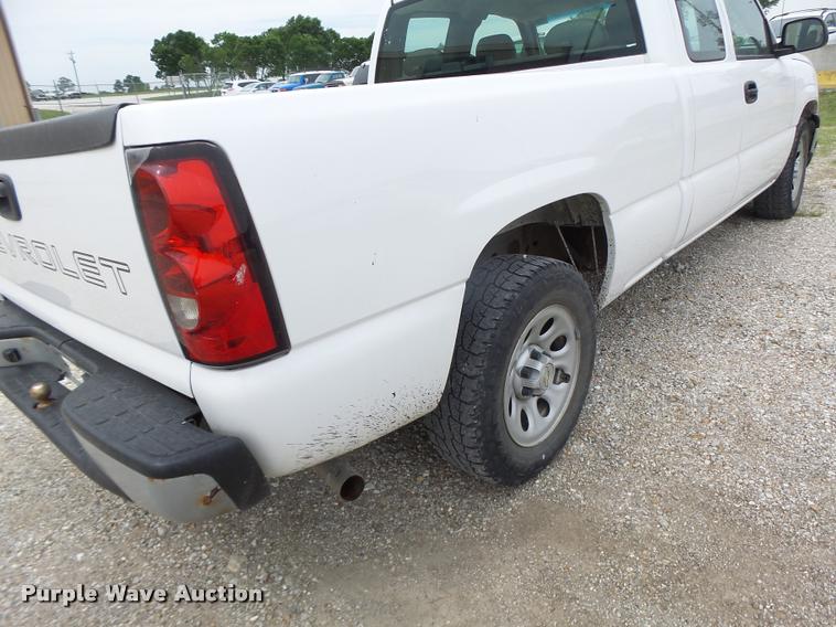 image for item DF9262 2006 Chevrolet Silverado 1500 Ext. Cab pickup truck