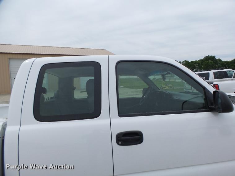 image for item DF9262 2006 Chevrolet Silverado 1500 Ext. Cab pickup truck